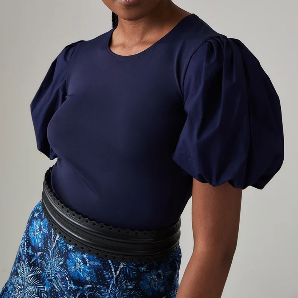 NWT Charlotte Brody Jersey Poplin Peony Tee in Navy - Size Small